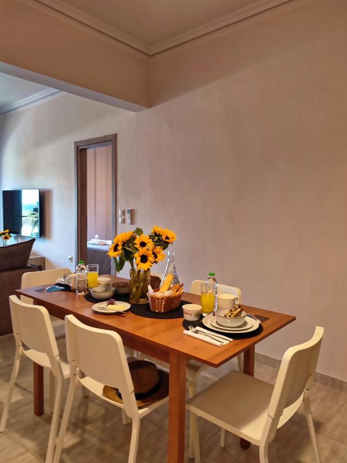 Seaview-Apartments Palaiá Fókaia エクステリア 写真