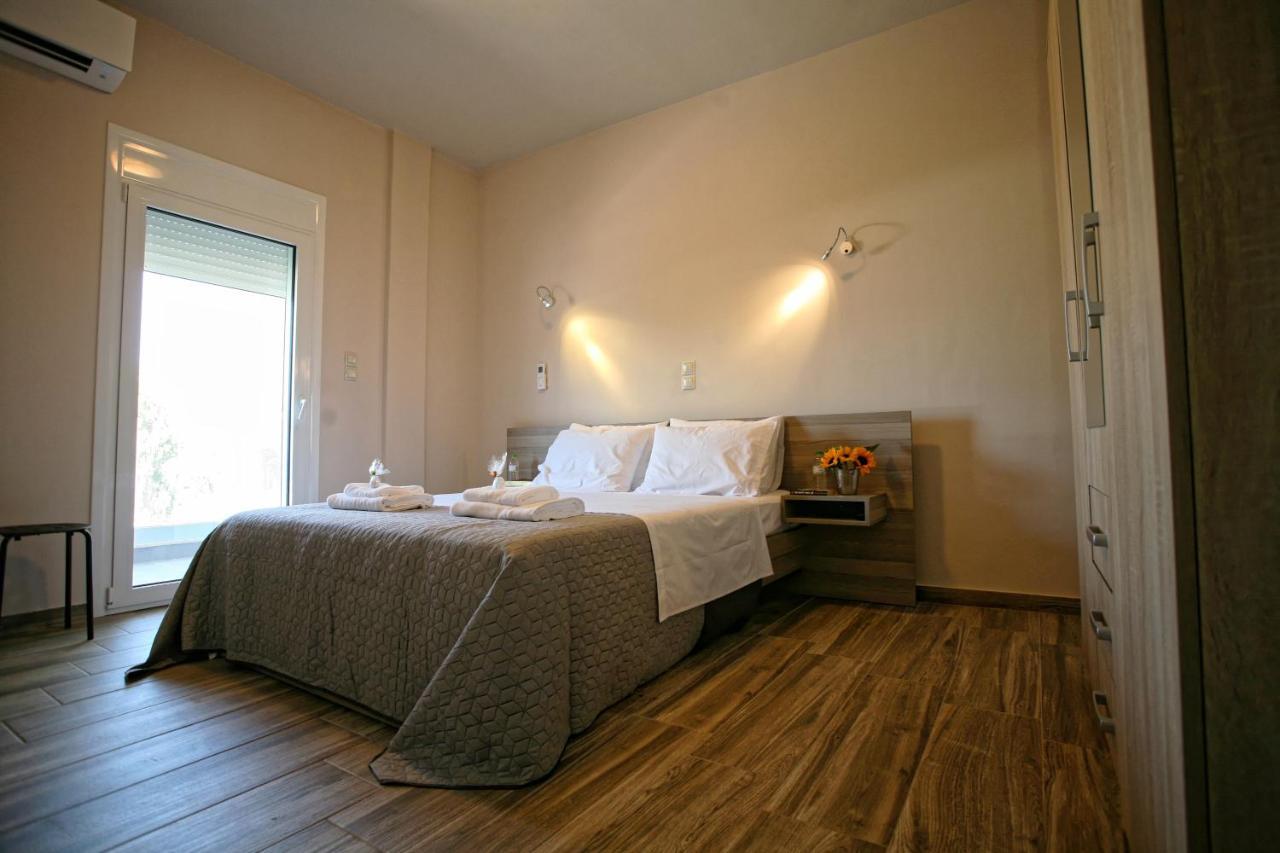 Seaview-Apartments Palaiá Fókaia エクステリア 写真